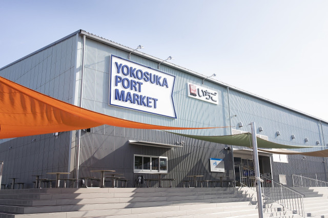いちご よこすかポートマーケット - YOKOSUKA PORT MARKET